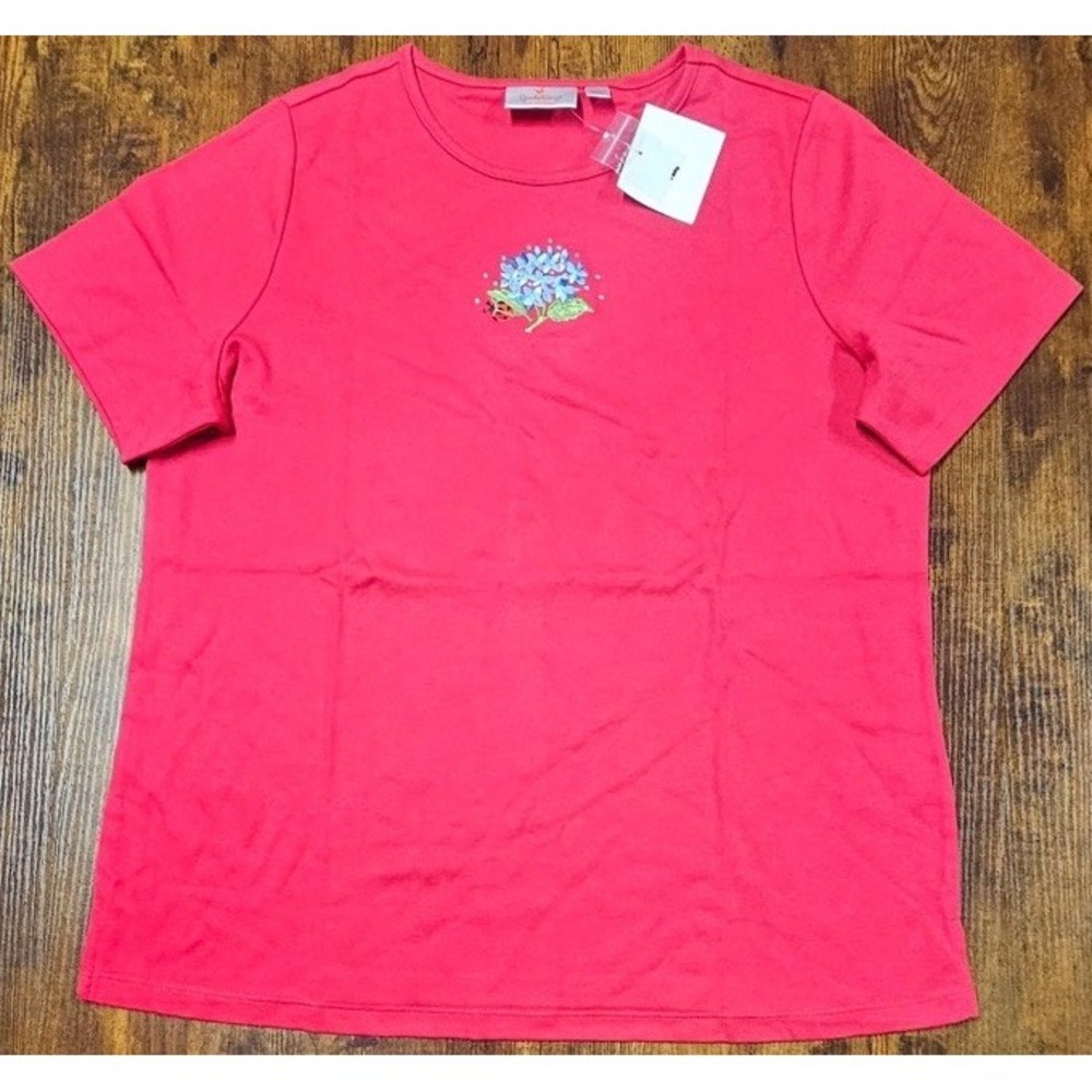 Quaker Factory Short Sleeve Red Floral Ladybug Embroidered Women's Sz Large NWT